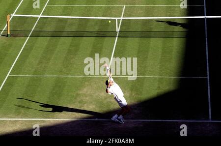 Wimbledon Tennis Championships JULY 2001 Mens Singles  3rd Round  Patrick Rafter v Hichim Arazi Stock Photo