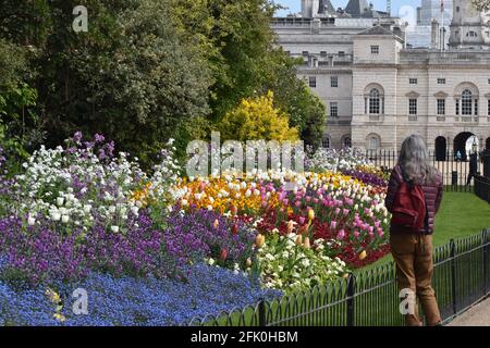 London, UK. 27th Apr, 2021. Sunshine in St James Park in central London. Credit: JOHNNY ARMSTEAD/Alamy Live News
