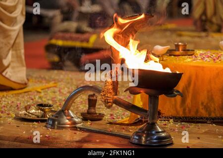 The Ganga Aarti religious ritual at the Dashashwamedh Ghat in Varanasi, Uttar Pradesh, India. Stock Photo