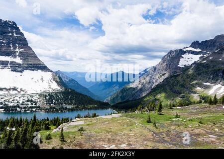 Bearhat mountain and Hidden Lake in Glacier National Park, USA Stock Photo