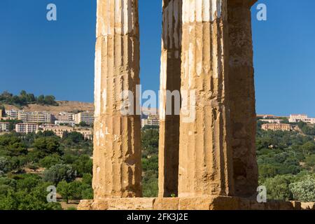 Agrigento, Sicily, Italy. Fluted columns of the partly reconstructed Temple of Castor and Pollux, Valley of the Temples. Stock Photo