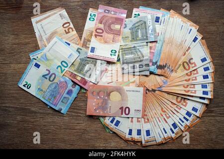 Diverse Euro notes in 5, 10, 20, 50 and 100 notes Stock Photo