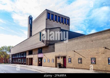 Quiet early morning in Derngate looking towards the Theatre Northampton town centre on a bright sunny morning, Northamptonshire, England, UK. Stock Photo