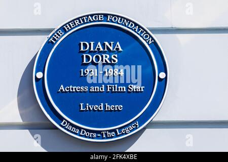 England, London, Westminster, Kensington and Chelsea, Burnsall Street, Blue Plaque Marking Former Home of the Famous Actress and Film Star Diana Dors Stock Photo