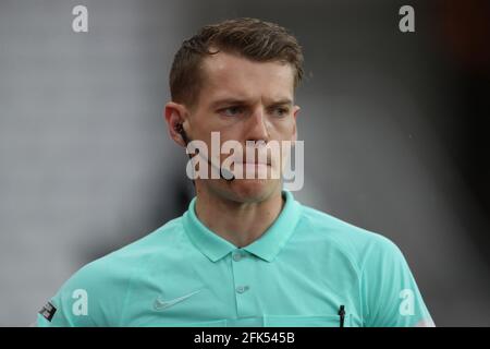 SUNDERLAND, UK. APRIL 27TH Referee Will Finnie during the Sky Bet League 1 match between Sunderland and Blackpool at the Stadium Of Light, Sunderland on Tuesday 27th April 2021. (Credit: Mark Fletcher | MI News) Stock Photo
