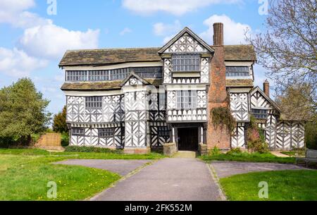 Little Moreton Hall, black and white half timbered Tudor manor house ...