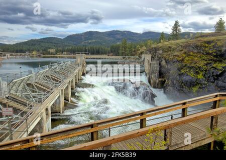 Water flowing through the Post Falls Dam in Post Falls, Idaho Stock Photo