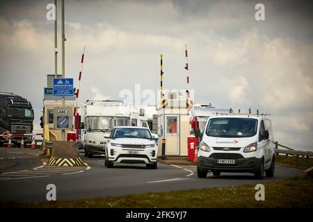 Lincoln, Lincolnshire, East Midlands, Dunham Toll Bridge, spanning the River Trent and connecting Lincolnshire and Nottinghamshire Stock Photo