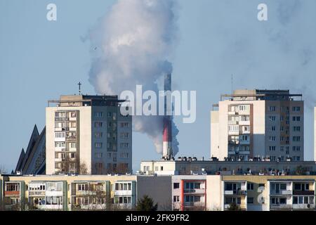 Communist era apartment buildings and Gdansk Power Station (Elektrocieplownia Wybrzeze) in Gdansk, Poland. April 27th 2021 © Wojciech Strozyk / Alamy Stock Photo