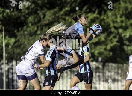 Gravatai, Rio Grande do Sul, Brasil. 29th Apr, 2021. (SPO) Brazilian 1st Division Female Soccer League : Gremio vs Minas. April 29, Gravata, Rio Grande do Sul, Brazil: Soccer match between Gremio and Minas Brasilia, valid for the fourth round of the Brazilian 1st Division Female Soccer League held at Vieirao Stadium, in Gravatai.Credit: Sguacabia/TheNews2 Credit: Sguacabia/TheNEWS2/ZUMA Wire/Alamy Live News Stock Photo