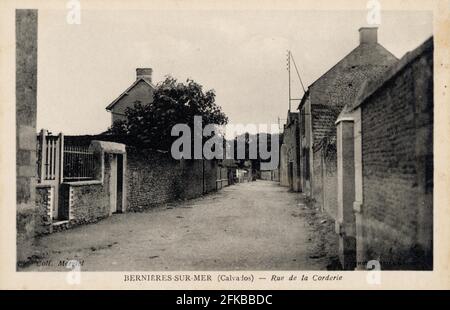 BERNIERES-SUR-MER. French department: 14 - Calvados Postcard End of 19th century - beginning of 20th century Stock Photo