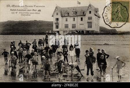 OEUVRES DES SAINES-VACANCES A SAINT-LAURENT-SUR-MER 14-CALVADOS Region: Normandie (formerly Basse-Normandie) Beginning of 20th century Vintage postcard Stock Photo