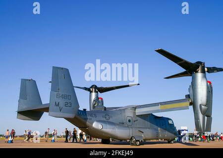 Bell Boeing MV-22B Osprey tilt rotor on display at RIAT airshow. US Marine Corps version of V-22 design. Early metallic paint scheme. RAF Fairford Stock Photo