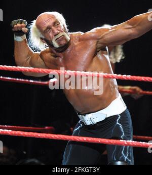 Hulk Hogan 2002 Credit: John Barrett/PHOTOlink /MediaPunch Stock Photo