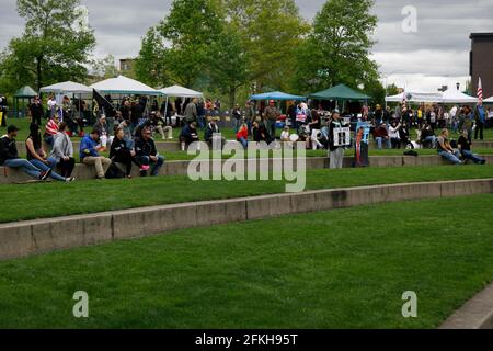 Salem, USA. 01st May, 2021. A rally for far-right conservative causes, gun rights and the Second Amendment, and Donald Trump, drew about 200-300 supporters, including a large contingent of Proud Boys, to Riverfront Park in Salem, Oregon, on May 1, 2021. (Photo by John Rudoff/Sipa USA) Credit: Sipa USA/Alamy Live News Stock Photo