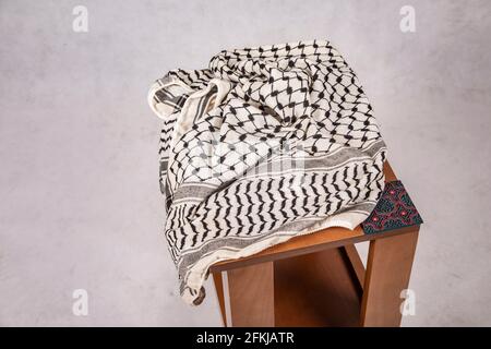 Keffiyeh pattern Stock Vector Images - Alamy