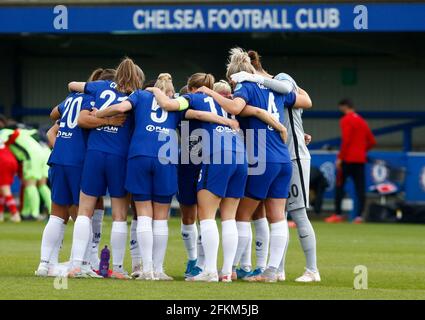 Kingston Upon Thames, UK. 01st Feb, 2018. KINGSTON UPON THAMES, United Kingdom, MAY 02: Chelsea players before kick off during Women's Champions League Semi-Final 2nd Leg between Chelsea Women and FC Bayern München Ladies at Kingsmeadow, Kingston upon Thames on 02nd May, 2021 Credit: Action Foto Sport/Alamy Live News Stock Photo