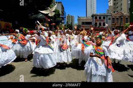 salvador, bahia, brazil - february 14, 2015: baianas are seen during a performance at the Osmar Circuit during the Carnival of the city of Salvador. Stock Photo