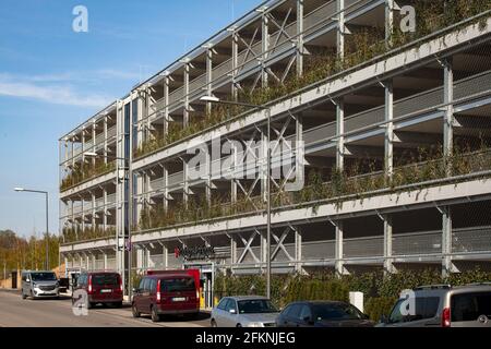 parking garage on Peter-Huppertz street in the I/D Cologne quarter in the district Muelheim, the facade is planted with about 5000 plants on 2000 squa Stock Photo