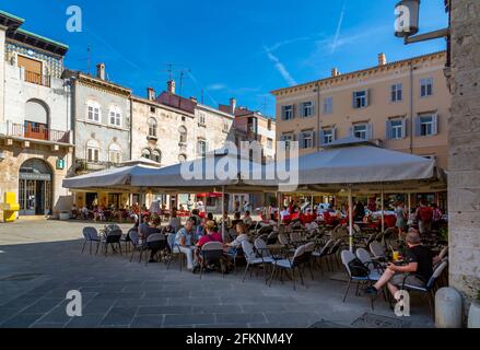 View of the cafe restaurant in Forum Square, Pula, Istria County, Croatia, Adriatic, Europe Stock Photo