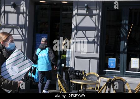 Consumer Standing in Line Infront Louis Vuitton Store in Copenhagen  Editorial Image - Image of land, distancing: 183291995