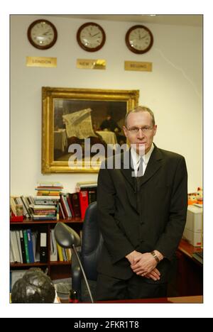 robert thomson ....editor of th times in his office in londonpic David Sandison 10/3/2004 Stock Photo