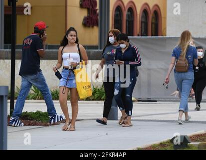 Town center boca raton hi-res stock photography and images - Alamy