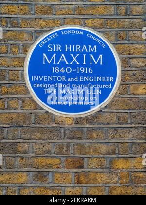 Sir Hiram Maxim London Blue Plaque - marking the location or the workshops where Sir Hiram Maxim developed and manufactured the Maxim Gun Stock Photo