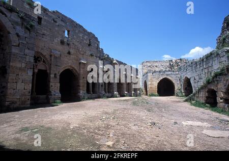The inner court, Krak des Chevaliers, Crusader castle, Syria Stock Photo