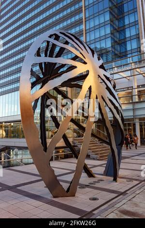 Modern buildings and sculpture at Minato Mirai 21. Grand Mall Park. Yokohama, Japan. Stock Photo