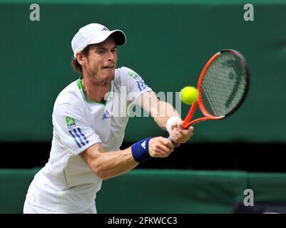 WIMBLEDON 2011. 7th Day. ANDY MURRAY DURING HIS MATCH WITH RICHARD GASQUET. 27/6/2011. PICTURE DAVID ASHDOWN Stock Photo