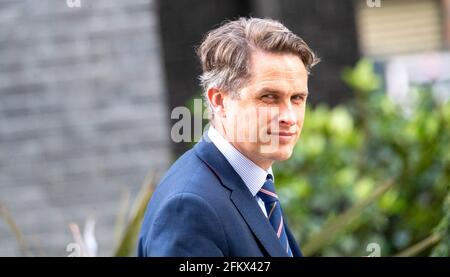 London, UK. 04th May, 2021. Gavin Williamson, Education Secretary, leaves a cabinet meeting at 10 Downing Street London. Credit: Ian Davidson/Alamy Live News Stock Photo