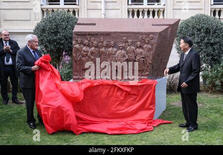 Beijing, France. 23rd Mar, 2019. A sculpture of a group of Chinese revolutionaries is unveiled in the China Cultural Center in Paris, France, March 23, 2019. Credit: Shan Yuqi/Xinhua/Alamy Live News Stock Photo