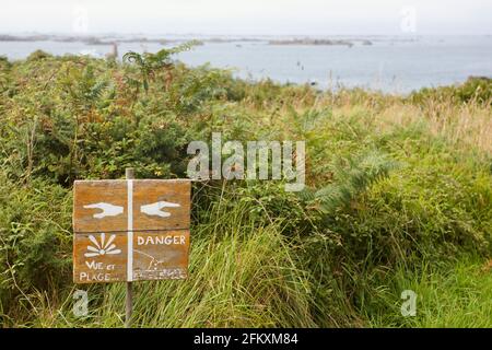 Hand-made sign at the Croix de Maudez, Île-de-Bréhat, Côtes-d'Armor, Brittany, France Stock Photo