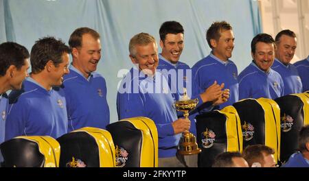 2010 38TH RYDER CUP AT CELTIC MANOR RESORT WALES.  EURO TEAM PHOTO SHOOT. PICTURE DAVID ASHDOWN Stock Photo