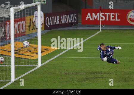 Lima, Peru. 04th May, 2021. Santos during the Copa Sul-Americana football match between Melgar v Athletico Paranaense at the Estadio Nacional del Peru in Lima, Peru Credit: SPP Sport Press Photo. /Alamy Live News Stock Photo