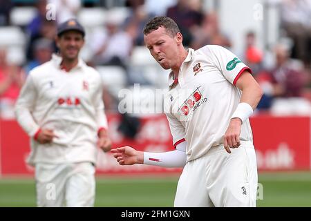 Peter Siddle of Essex celebrates taking the wicket of George Bartlett during Essex CCC vs Somerset CCC, Specsavers County Championship Division 1 Cric Stock Photo