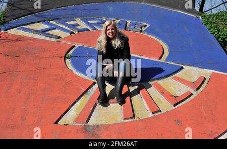 FEATURE ON HERNE HILL VELODROME THE 1948 OLYMPIC VENUE. HILLARY PEACHEY.  PICTURE DAVID ASHDOWN Stock Photo