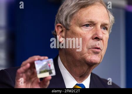Washington, United States. 05th May, 2021. Agriculture Secretary Tom Vilsack speaks to the media about food and nutrition security in the White House Press briefing Room in Washington, DC, USA, 05 May 2021. Credit: Sipa USA/Alamy Live News Stock Photo