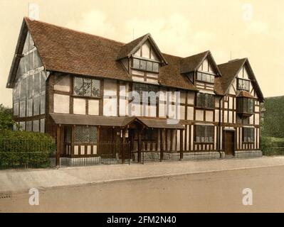 Shakespeare's birthplace, Henley Street, Stratford-Upon-Avon, Warwickshire circa 1890-1900 Stock Photo