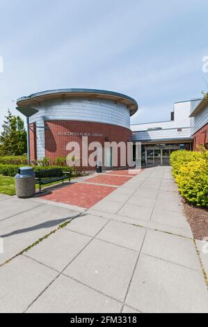 The Anacortes Public Library exterior showing the rotunda in Anacortes, Washington.  Shows unusual funnel-shaped downspout. Stock Photo