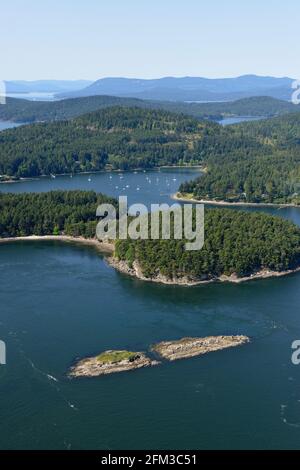 Curlew Island, Mayne Island, BC. Aerial photographs of the Southern ...