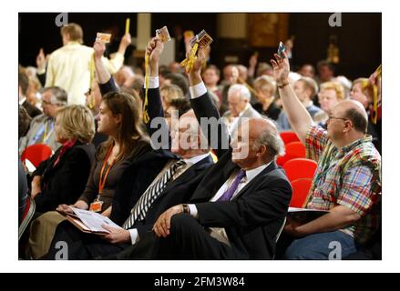 Dr. Vince Cable and Sir Memzies Campbell at the Liberal Democrats Conference in Blackpool.pic David Sandison 19/9/2005 Stock Photo