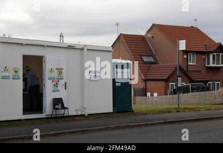 Shepshed, Leicestershire, UK6th May 2021A man casts his vote in the local elections at a polling station in a mobile unitMillions of people across Britain will cast a ballot on Thursday in the biggest set of votes since the 2019 general election Credit Darren Staples/Alamy Live News. Stock Photo