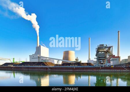 Steam power plant in Karlsruhe in Germany used for generation of electricity and district heating from hard coal Stock Photo