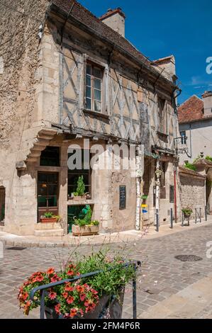 Timbered house in Avallon, Yonne (89), Bourgogne-Franche-Comte, France Stock Photo