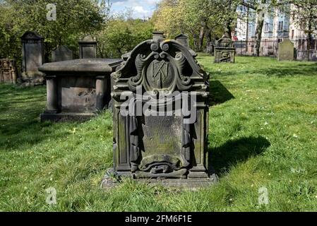 18th century headstone in North Leith Burial Ground, Edinburgh, Scotland, UK. Stock Photo