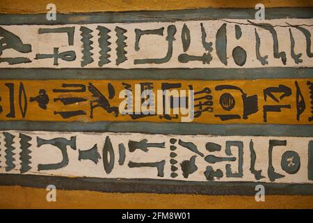 Spectacular Sample spectacular samples of ancient Egyptian civilization from the museum of ...