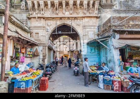 JUNAGADH, INDIA - FEBRUARY 9, 2017: Old gate in the center of Junagadh, Gujarat state, India Stock Photo