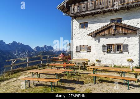 Toelzer Hut in the Karwendel Mountains, Lenggries, Toelzer Land, Upper Bavaria, Bavaria, Germany Stock Photo